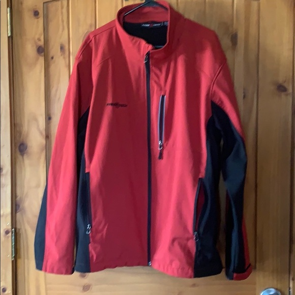 free tech men's softshell jacket